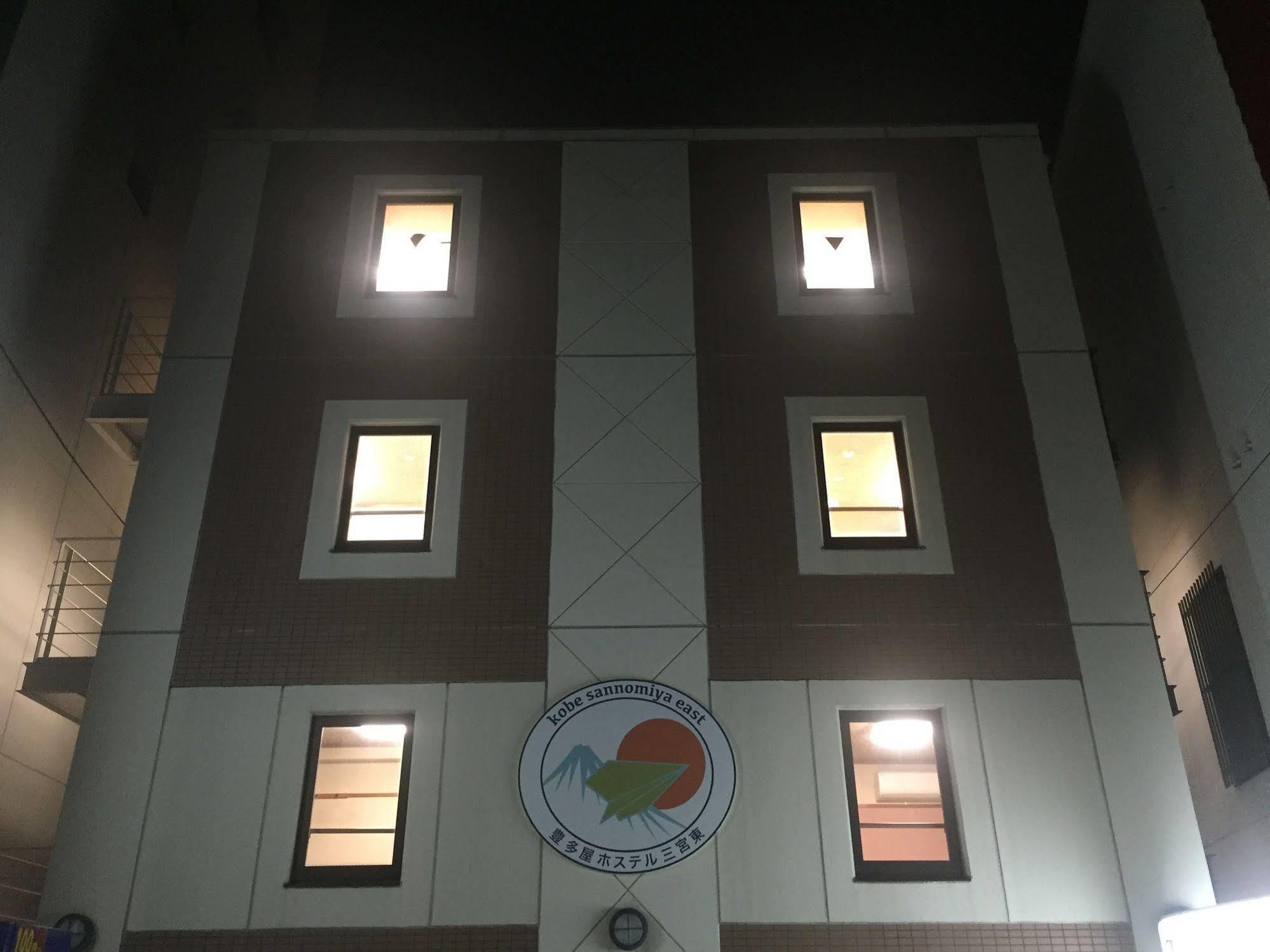 T&K Hostel Kobe Sannomiya East Kültér fotó