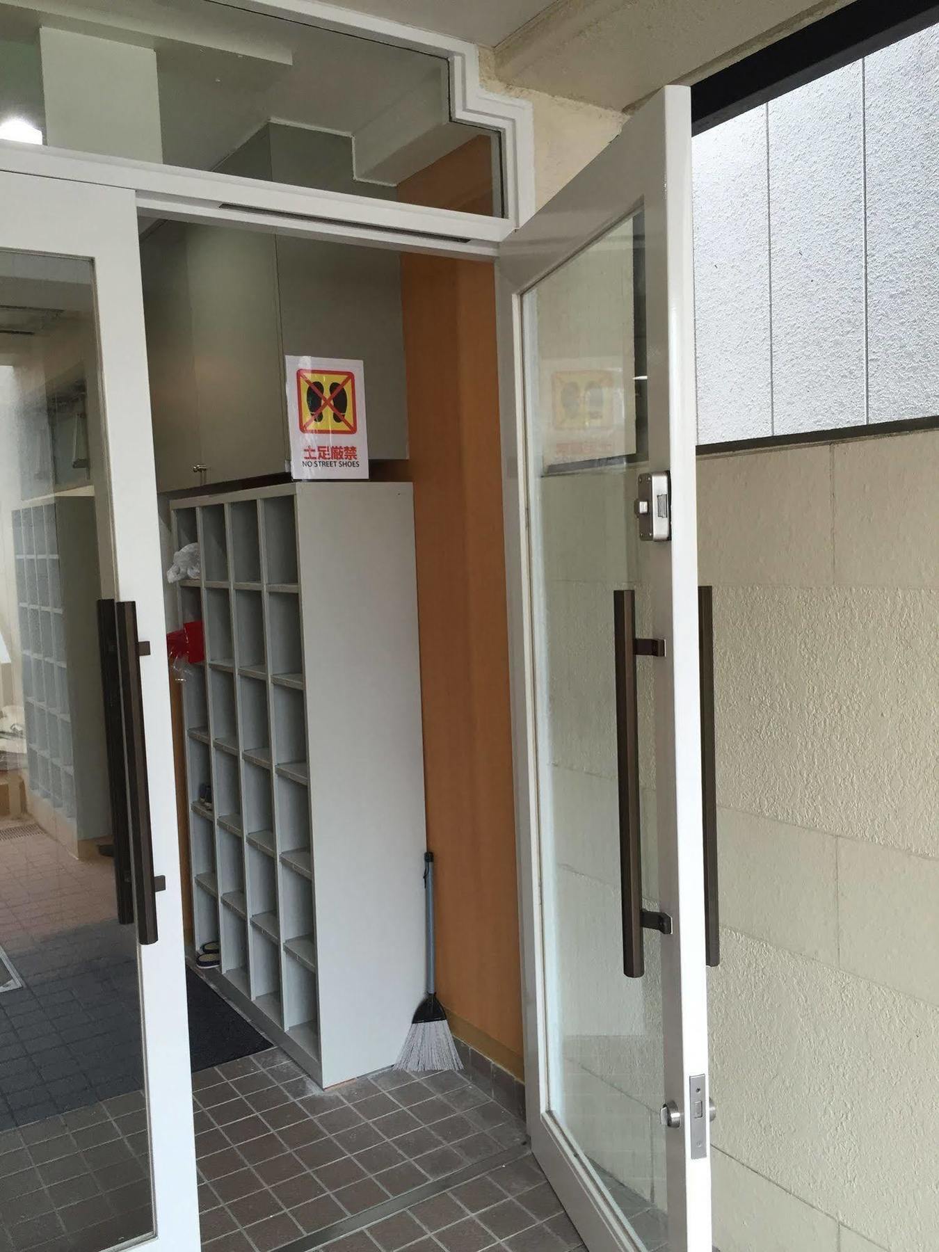 T&K Hostel Kobe Sannomiya East Kültér fotó